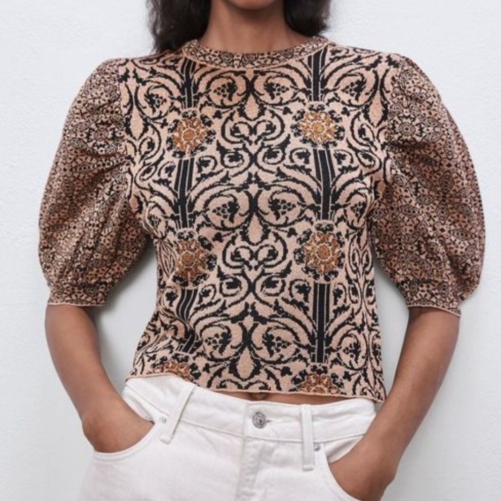 Zara Beige and Black Patterned Puff Sleeve Top